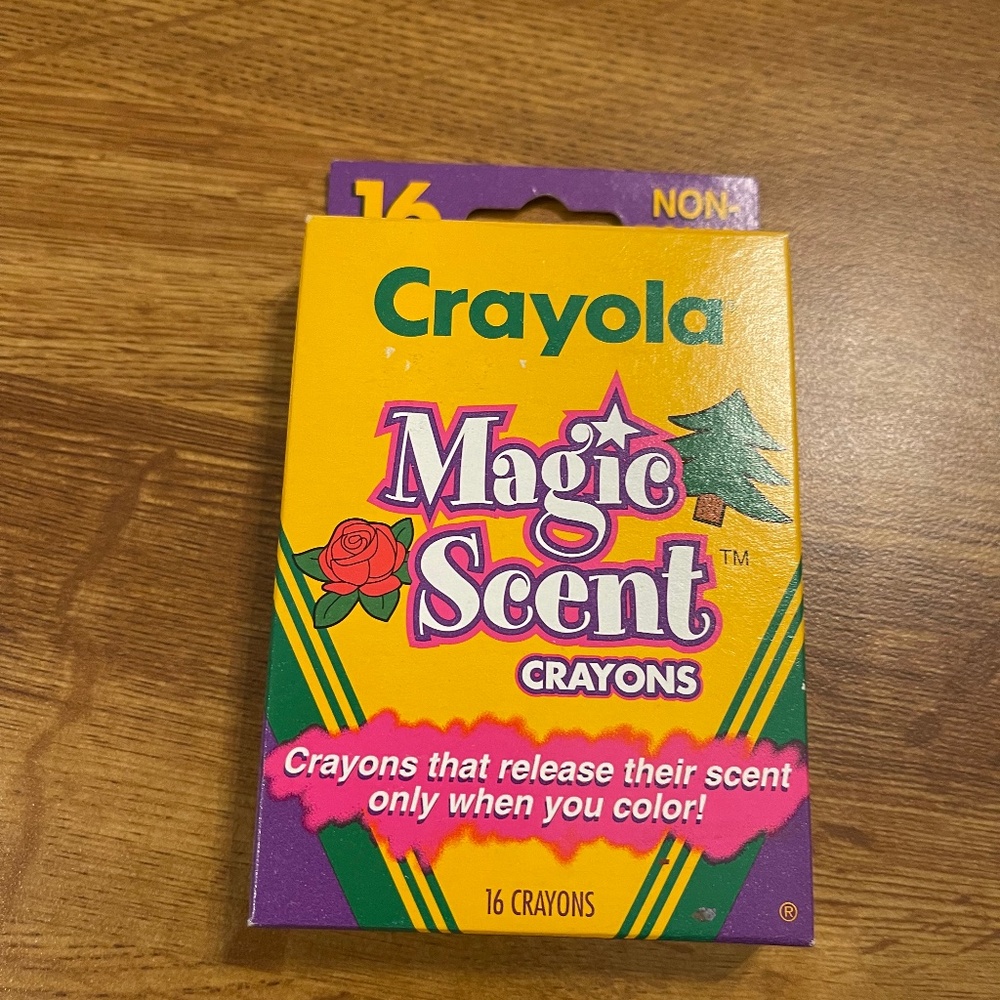 Vintage Magic Scent Crayola Scented Crayons 16 count With Original Box 1995